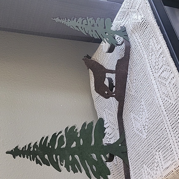 Metal  Pine Trees And Wolf. Dark Green Tree Brown Wolf. Tea Candles Included - Picture 3 of 16